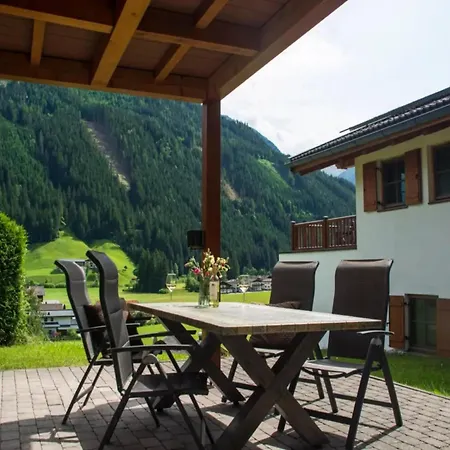 Elegant Alpine Chalet For 10 Guests Holiday home