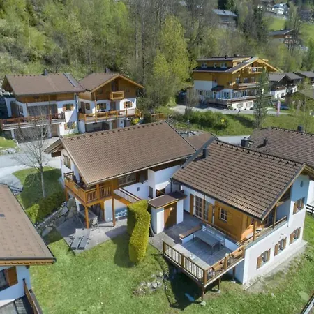 Holiday home Elegant Alpine Chalet For 10 Guests Wald im Pinzgau